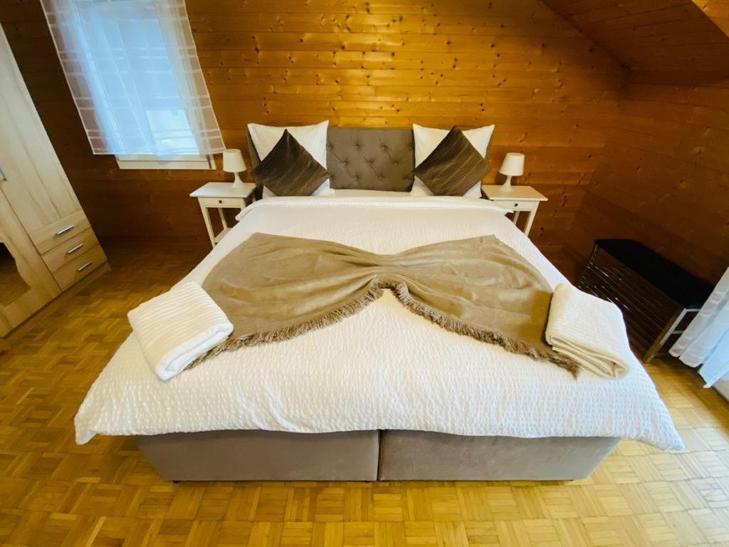 Lake View Residence Niederried bei Interlaken Экстерьер фото